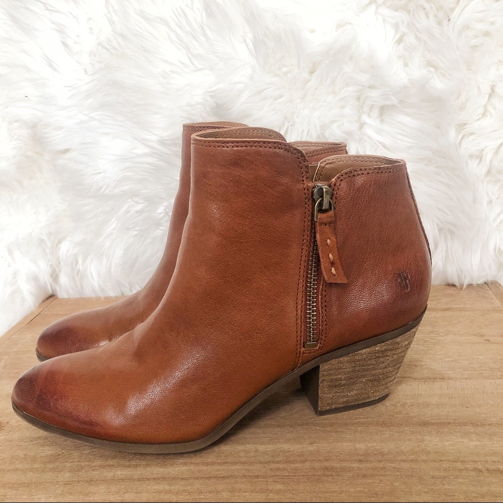 Frye Judith ZIP Up Ankle Boots-8